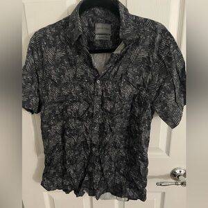Stitch Note Men's Medium Egyptian Cotton Short sleeve button up